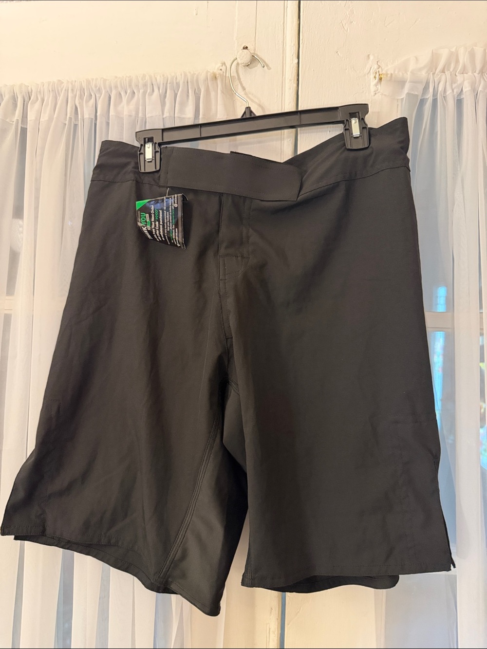 Roar Men’s Black Board Shorts Swim Trunks Size 34/35 10.5” Inseam NWT